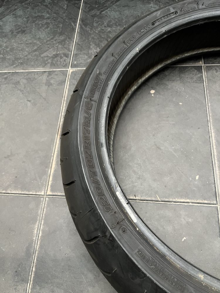 Гуми за пистов мотор Bridgestone 180/55 и 120/70