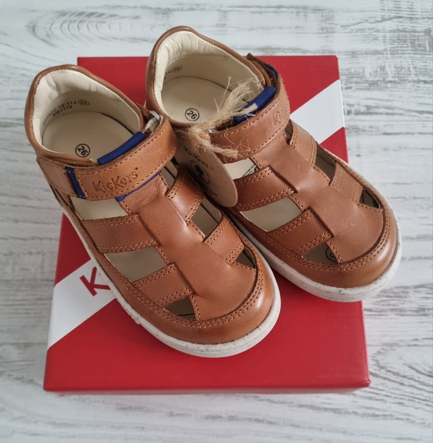 Sandale Kickers Tracturs noi, copii marime 26