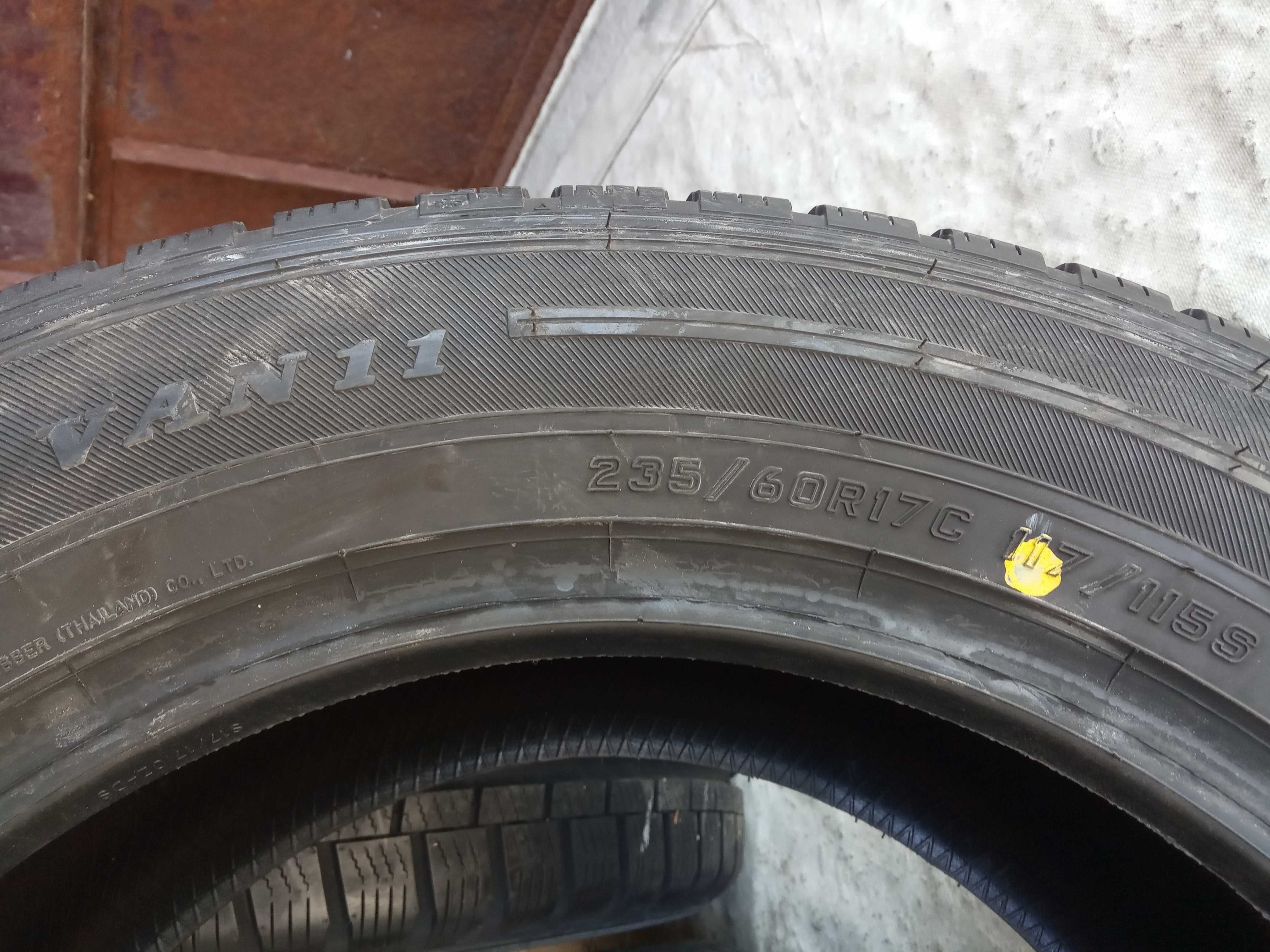 4 Нови премиум бусови гуми 235/60R17C Falken VAN11 EuroAllSeason 117S