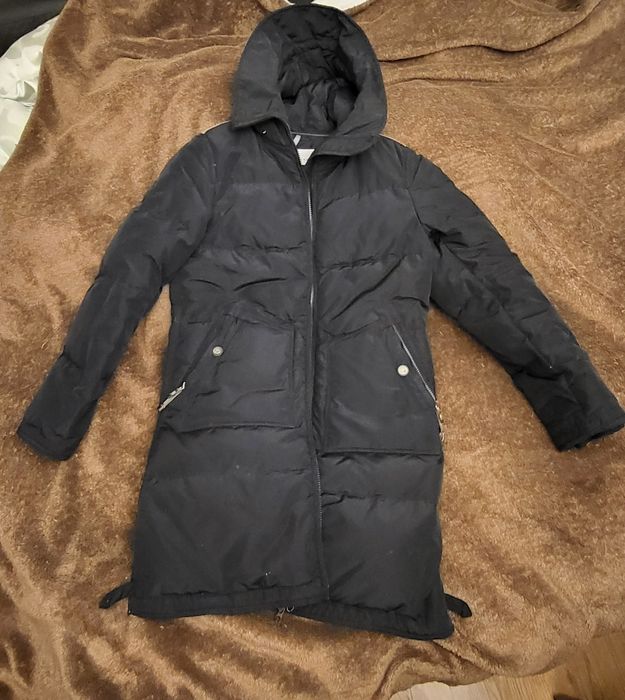 Женский пуховик S отдам даром