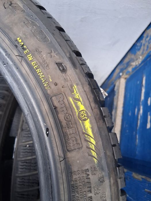 205 45 17 DUNLOP 4броя зимни RUN FLAT