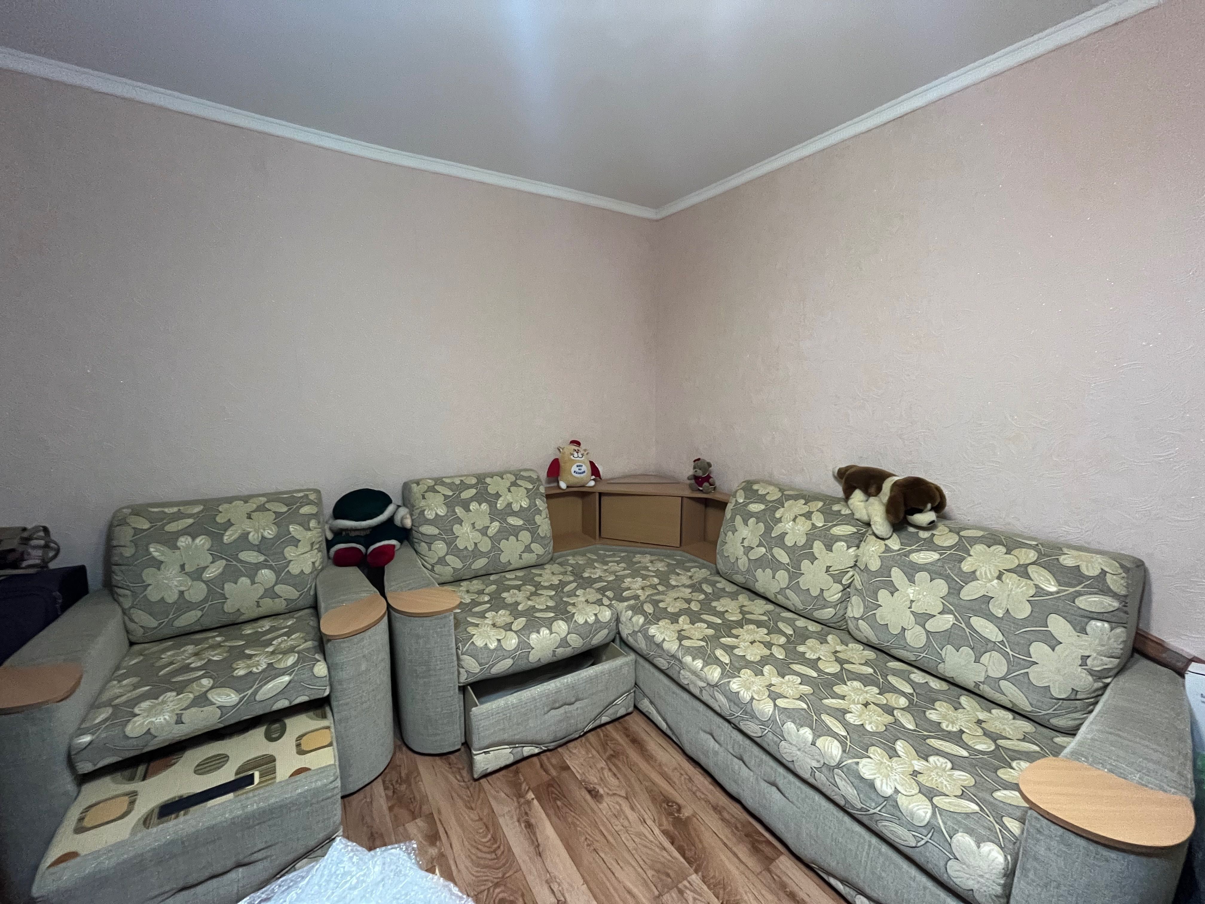 Продаем Диван и кресло