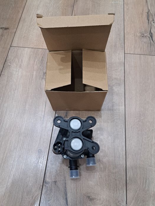 Клапан печки Бмв Е34 новый