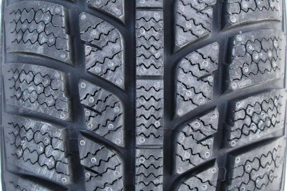 Anvelope iarna noi 175/65R14, 82H, RoadX, DOT 2025