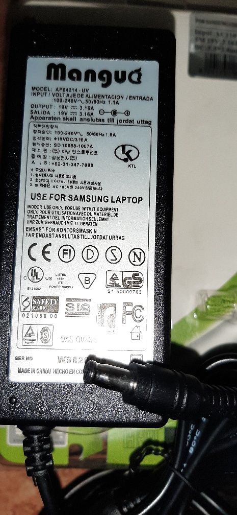 Alimentatoare laptop, TV Samsung, Dell