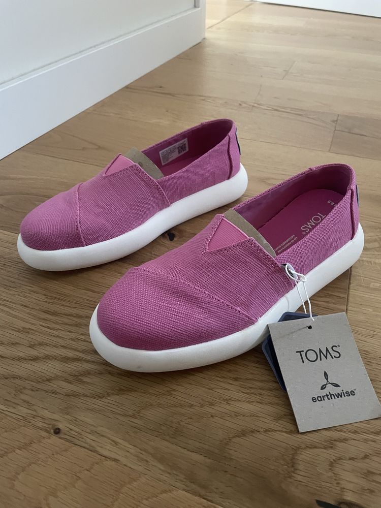 Toms -36 номер,нови