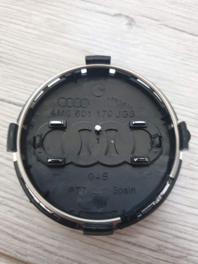 Capace-Jante-61-MM-Sigla-Logo-Audi-A1-A3-A4-A5-A6-A7-A8-Q3-Q5-Q7-Sline