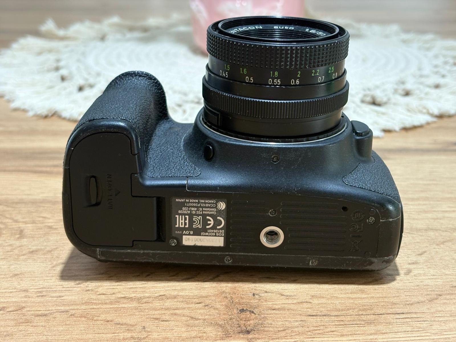 Canon EOS 6D + 50mm 1.8 Pentacon