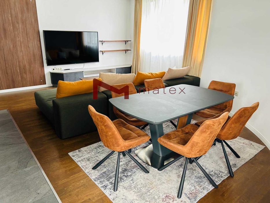 Продава се Тристаен апартамент в Варна, Трошево - 110 кв.м за 1955 €/кв.м - Снимка #4