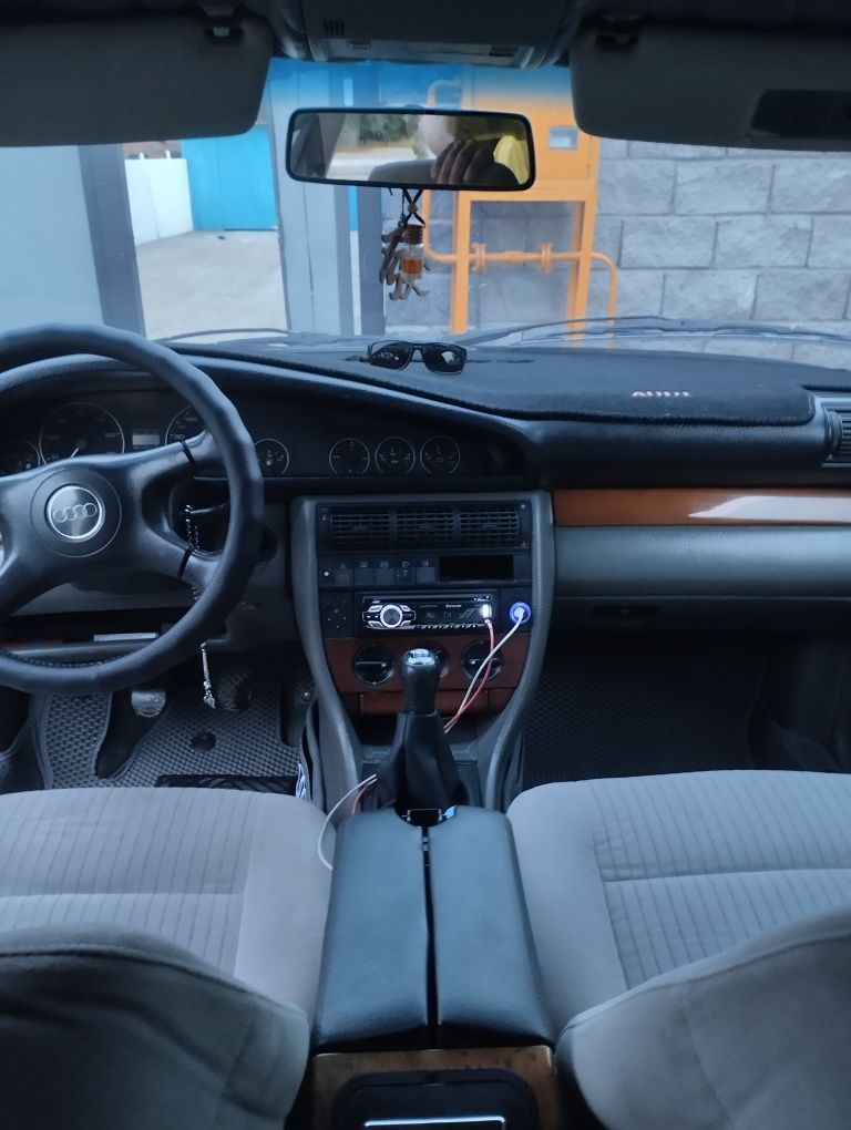 Продается  audi c 4