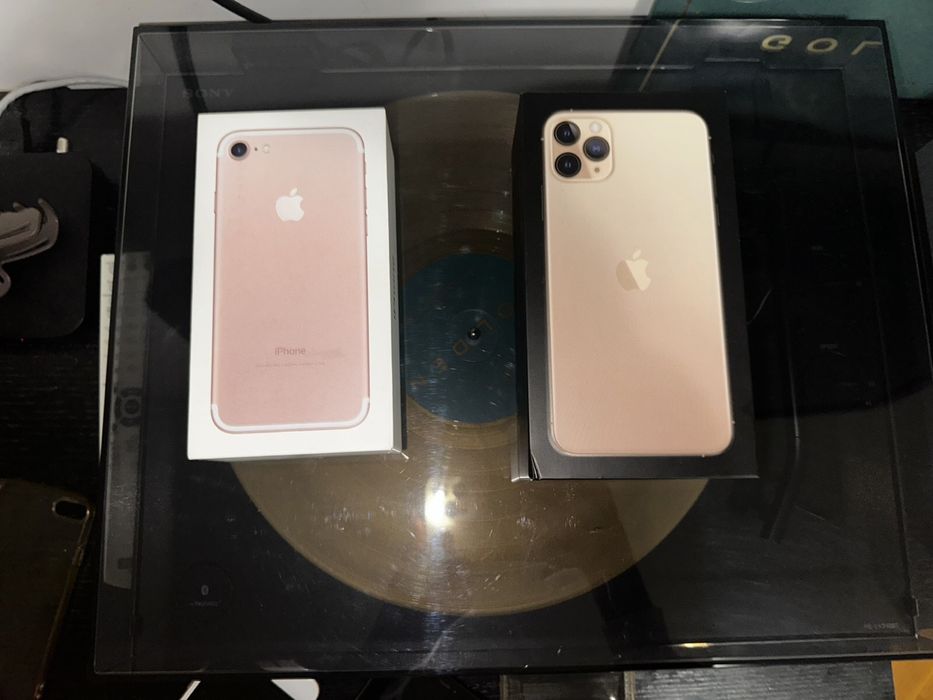 iPhone 11 Pro MAX + iPhone 7