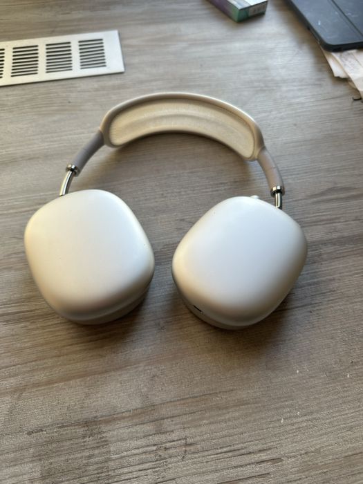 Airpods Max, сербристые