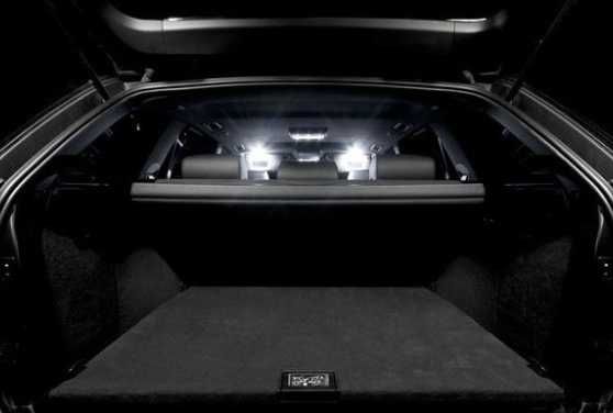 Интериорни крушки Mercedes Benz SLK R172 2011 - 2016 светлини мерцедес