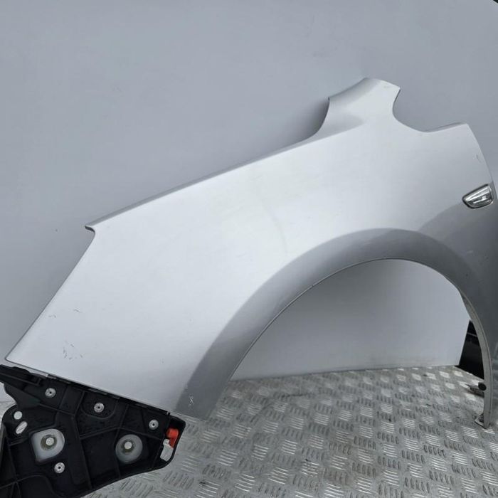 Aripa fata stanga Opel Astra J