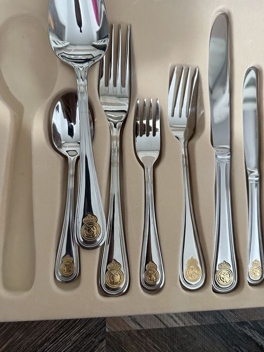 Set Tacâmuri originale Real Madrid