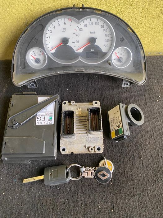 Kit Pornire Opel Corsa C 1.2 Benzina Pret 500 lei