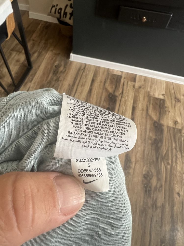 Nike Court size S