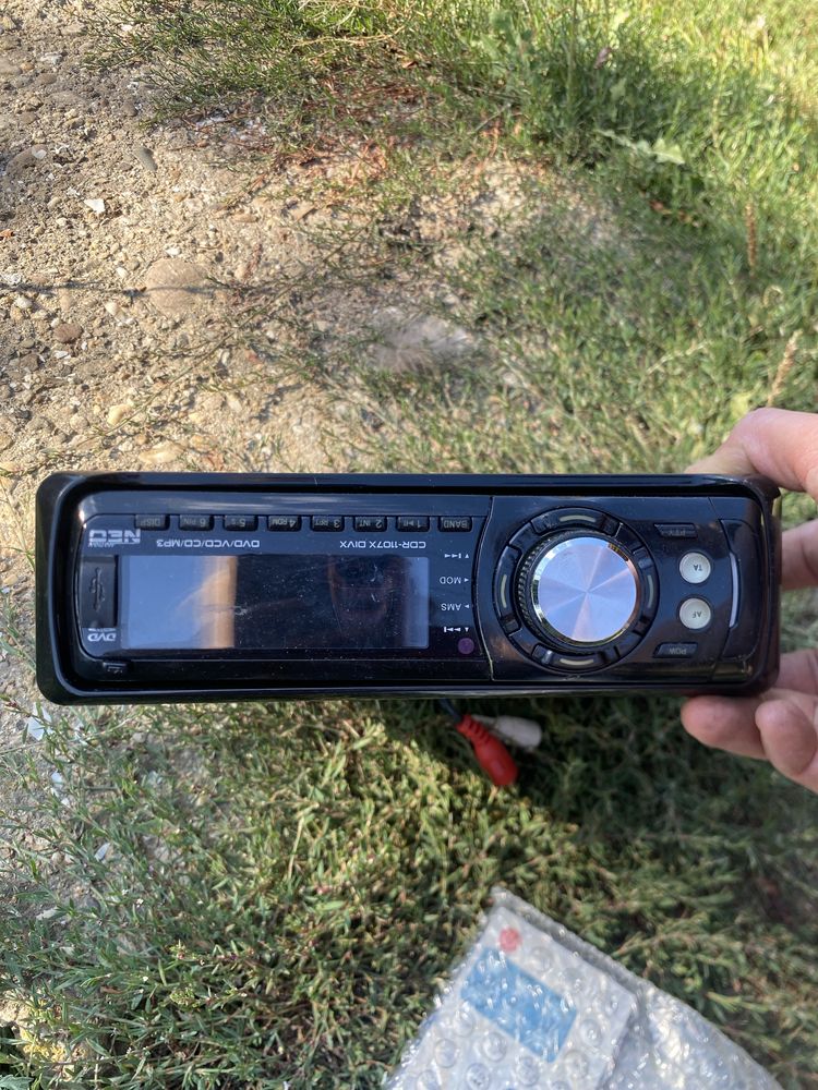 Cd player Neo за кола с USB