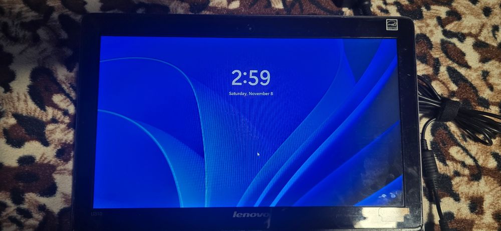 Lenovo Ideapad u310
