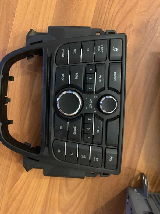 Radio + Ecran + Butoane Media - Full pachet - Opel Astra J GTC 2012