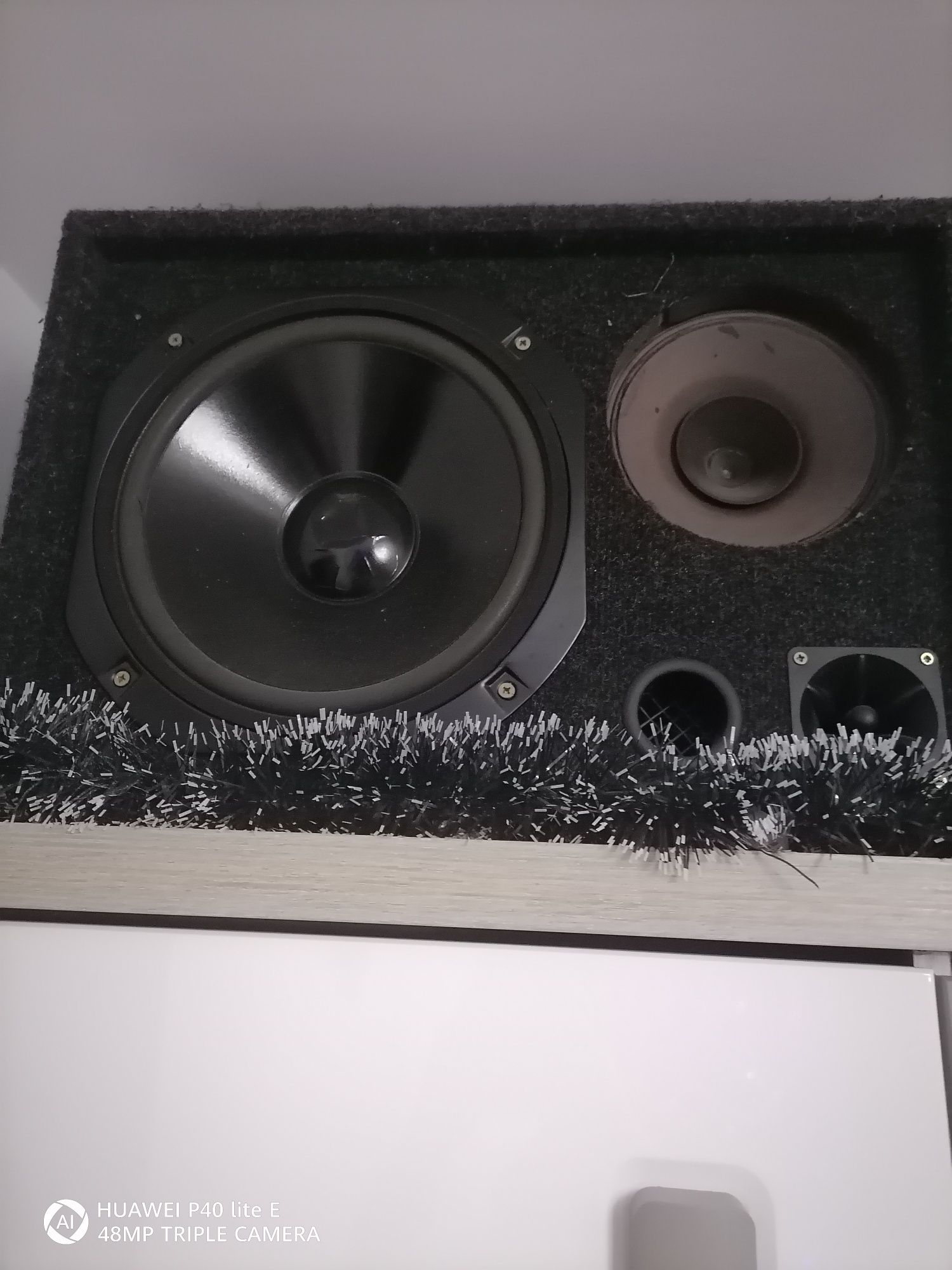 Sistem audio 2 boxe 2x100 și stație Sony 4x40w