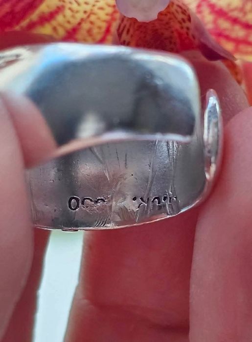 Пръстен от злато и сребро с диаманти и черен опал