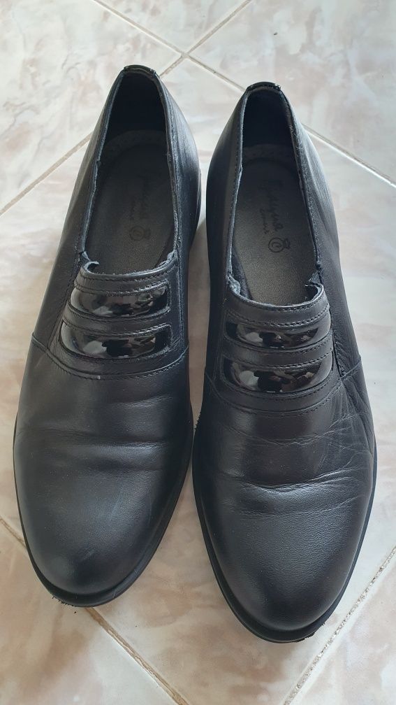 Черни обувки от естествена кожа N°37