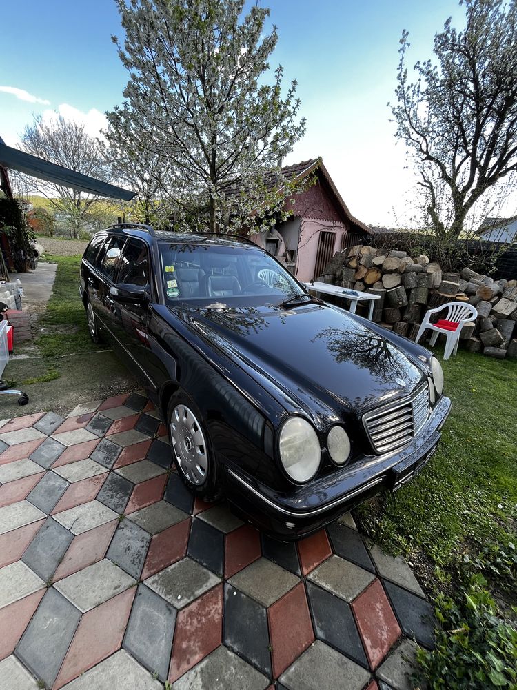 Mercedes e class w210 e280