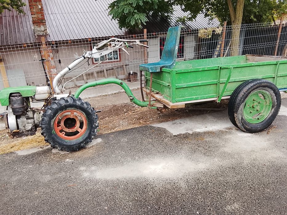 Vând motocultor diesel