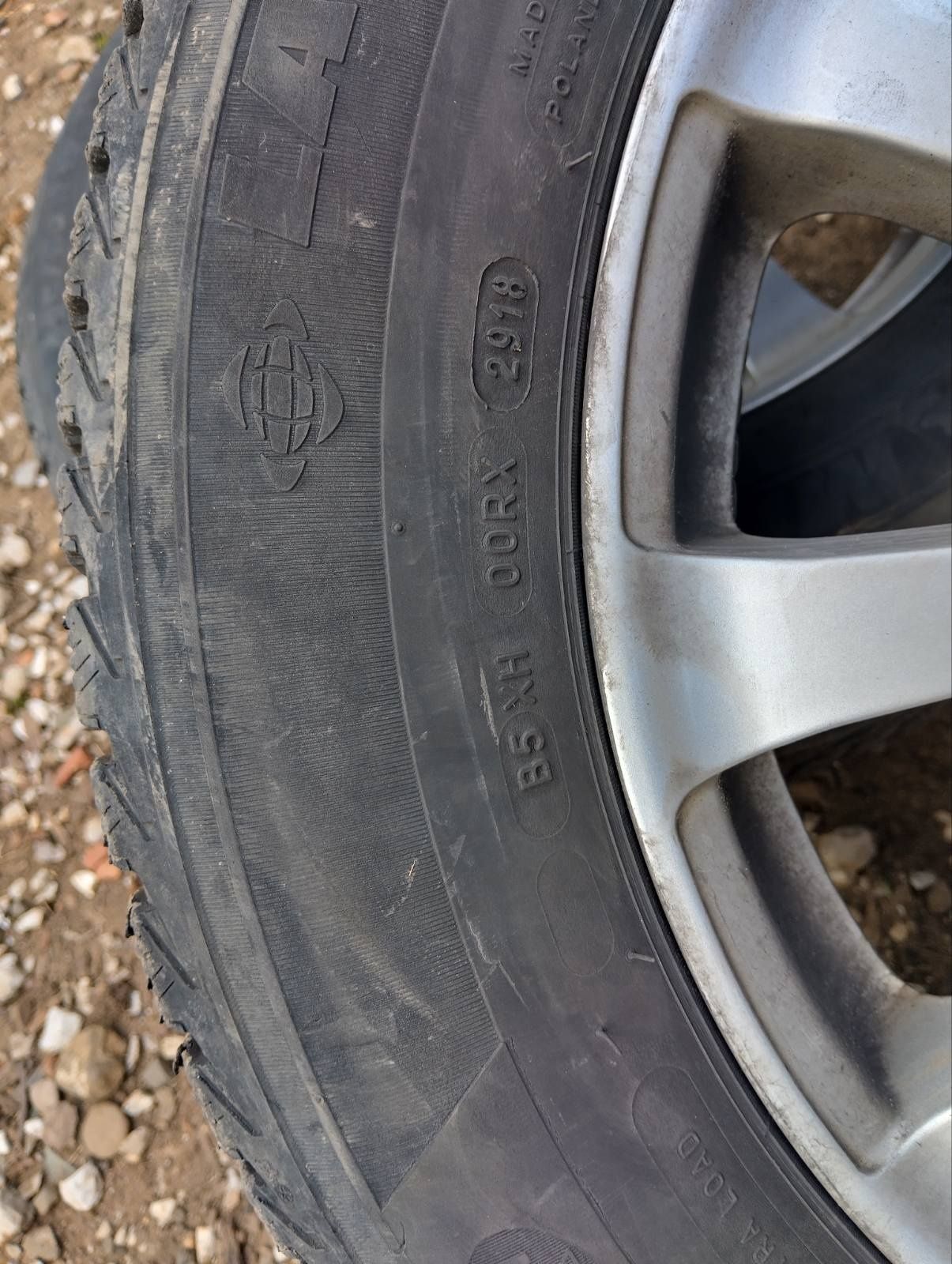 Джанти с гуми 5/120/17 ,225/60/17 Michelin