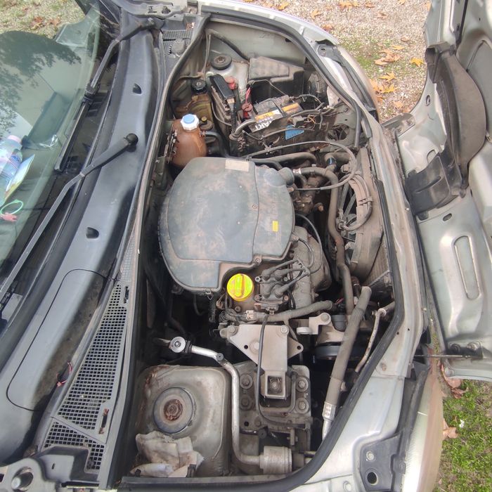 Продавам Renault Kangoo 1.4 75 к.с