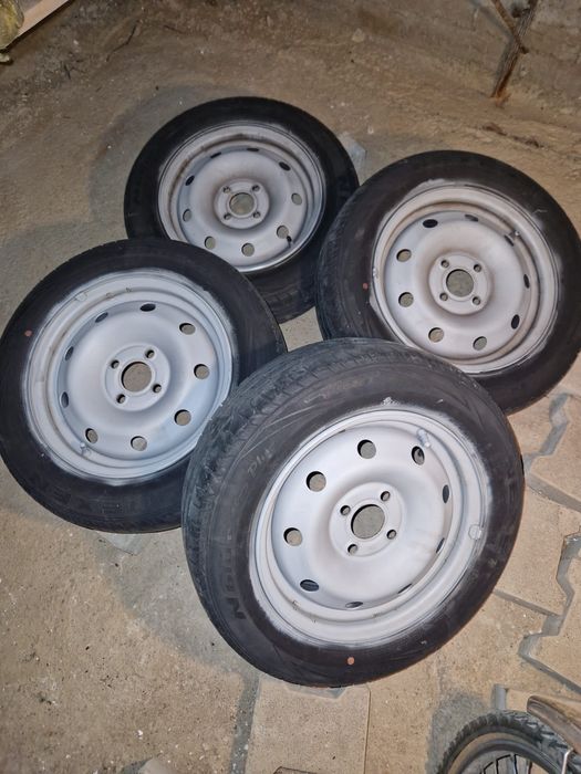 Vand jante si anvelope Renault