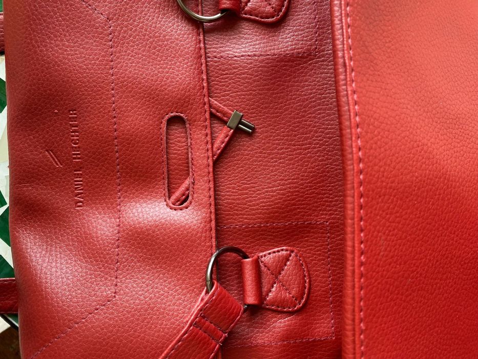 Geanta Daniel Hechter, noua