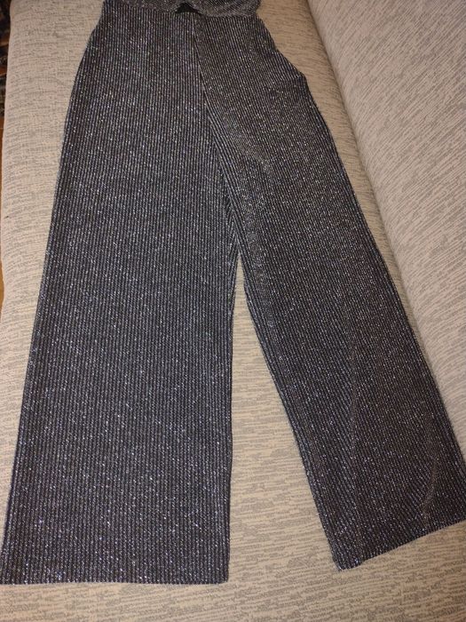 Salopeta evazata elegantă