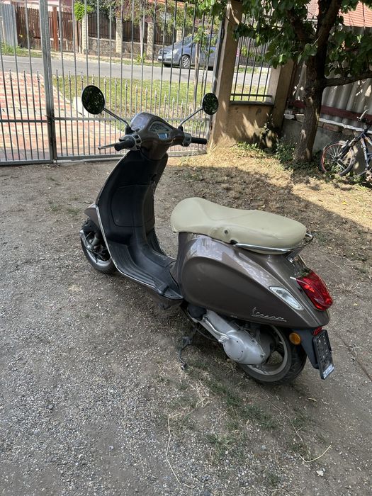 De vinzare Piaggio vespa primavera