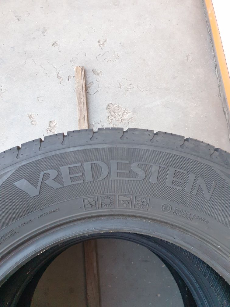 Всесезонни гуми за Бус 2 VREDESTEIN Comtrac2 235 65 R16 C дот 2621