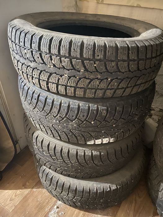 Продам шины 195/65/15