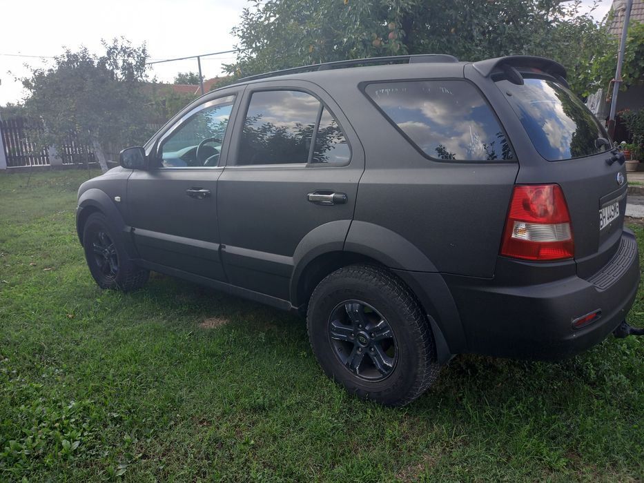 Vând Kia Sorento