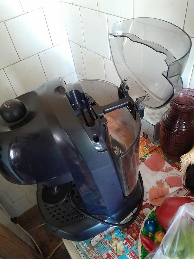 Кафе машина DELONGHI