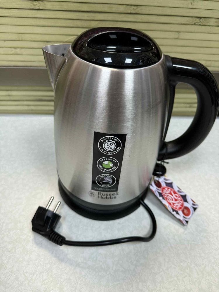 Електрическа кана Russell Hobbs