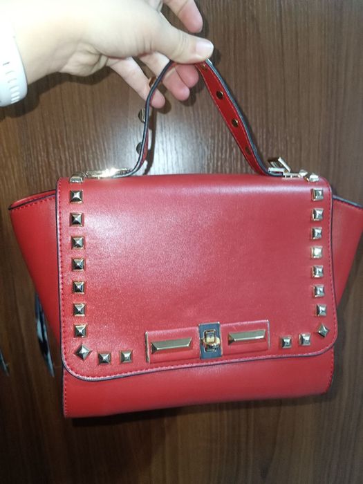 Сумка женская почти енги(1 марта тутилган)