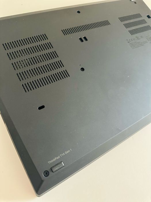 Laptop Lenovo ThinkPad T14 i5-10210U, 8GB DDR4, SSD 256 - IMPECABIL