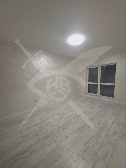 Продава се Тристаен апартамент в Варна, Център - 144 кв.м за 1598 €/кв.м - Снимка #2