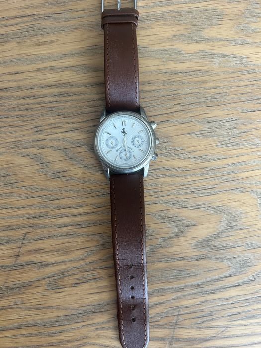 Ceas Girard-Perregaux Ferrari feminin