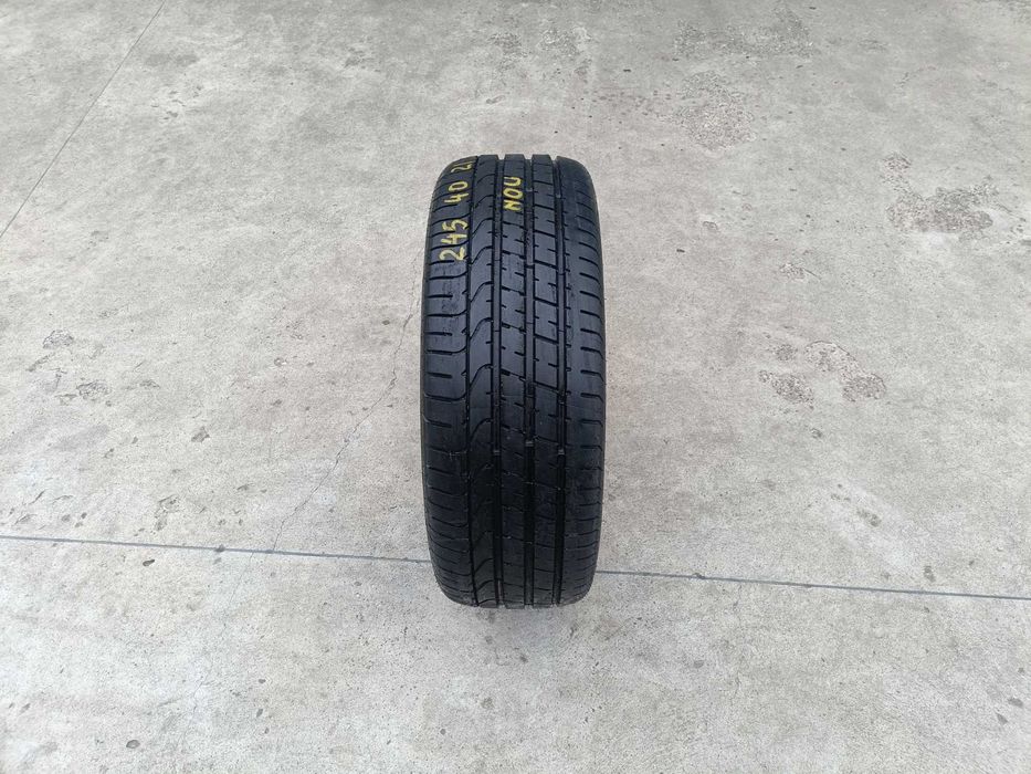 O anvelopa noua de vara 245 40 21 pirelli p zero