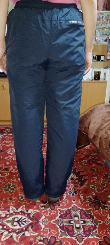 Продам мужские зимние штаны 1500 тенге размер 46
