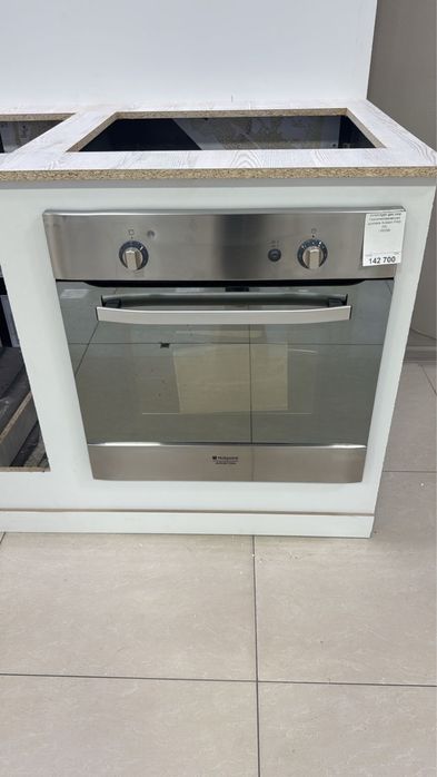 Духовка Аристон газоэлектрическая