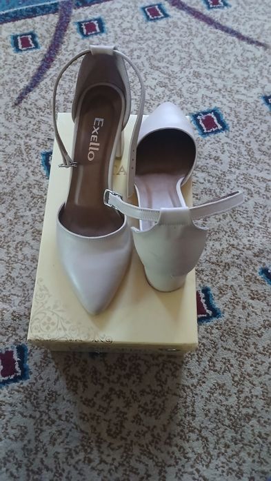 Б/у туфли сатамын