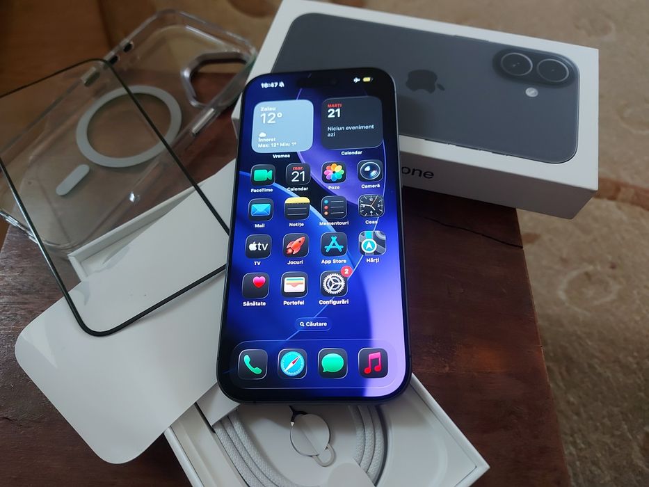 Iphone 17 256Gb/nou/8 cicluri/cutie/garanție 2ani