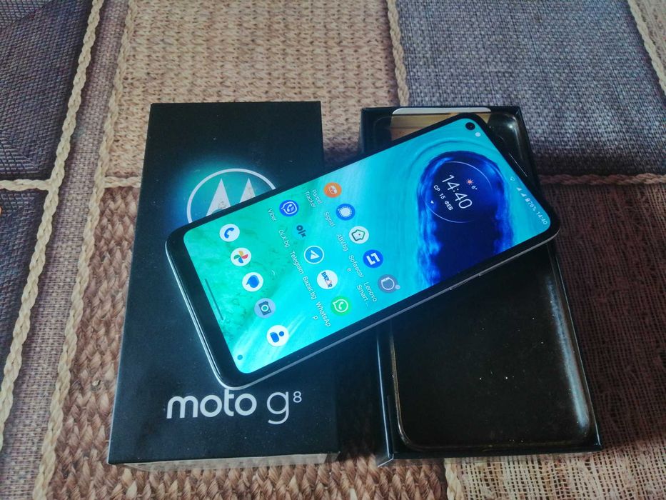 Motorola Moto G8 ( 64GB 4GB RAM ) ( 16 MP+8+2+8 MP ) - Пълен комплект
